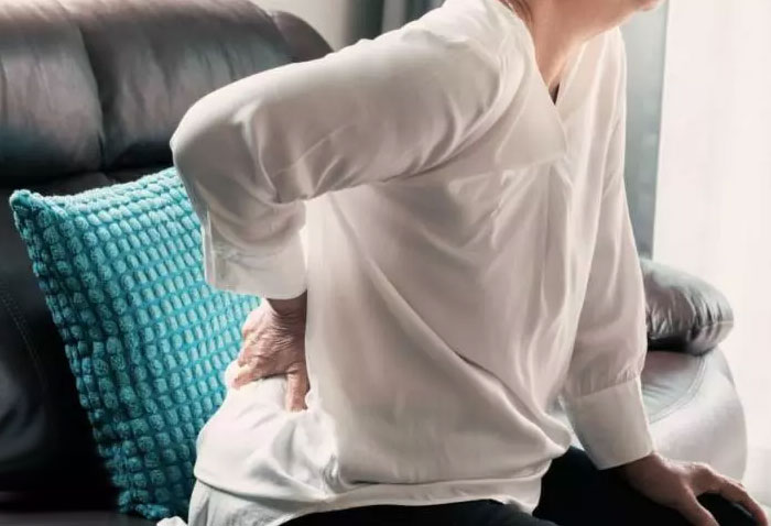 کم آبی دیسک کمر چه علائمی دارد؟