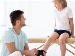 چرا کودکان دچار درد مفاصل می‌شوند؟