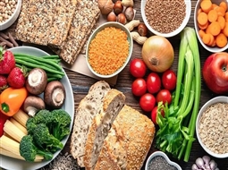 رژیم غذایی پارکینسون: چگونه تغذیه می‌تواند کیفیت زندگی را بهبود بخشد؟